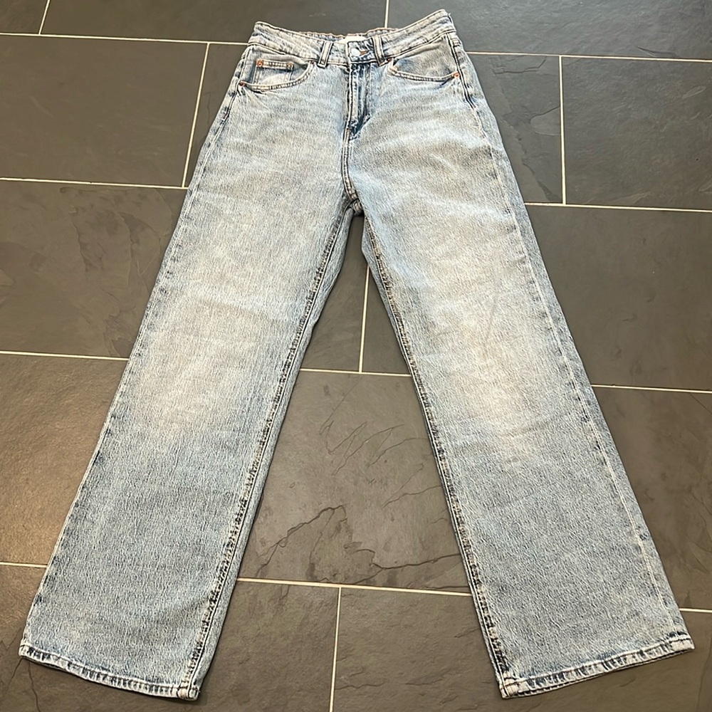 H&M high waisted straight leg jeans sz 8